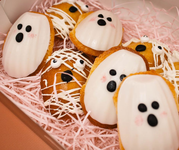 ghost-madeleines-halloween-baking
