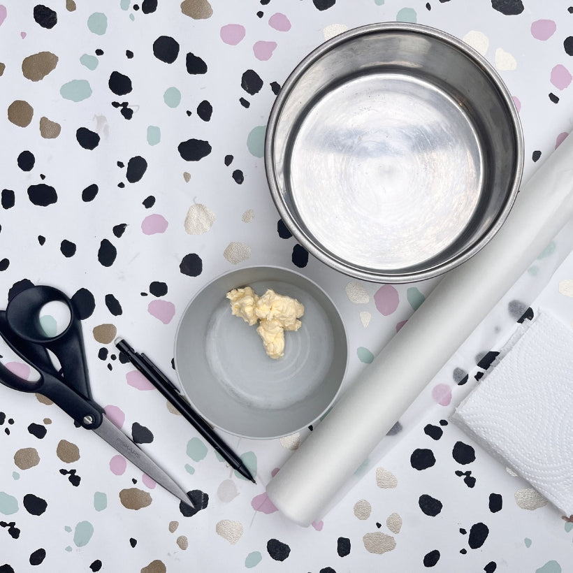 how-to-get-a-cake-out-of-a-cake-tin
