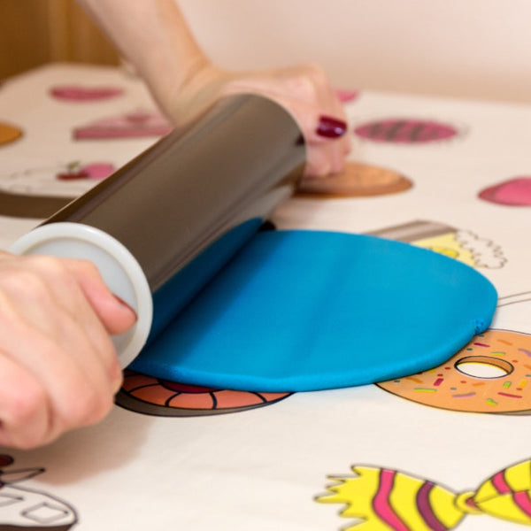 How to Soften Hard Sugarpaste for Cake Decorating Success!