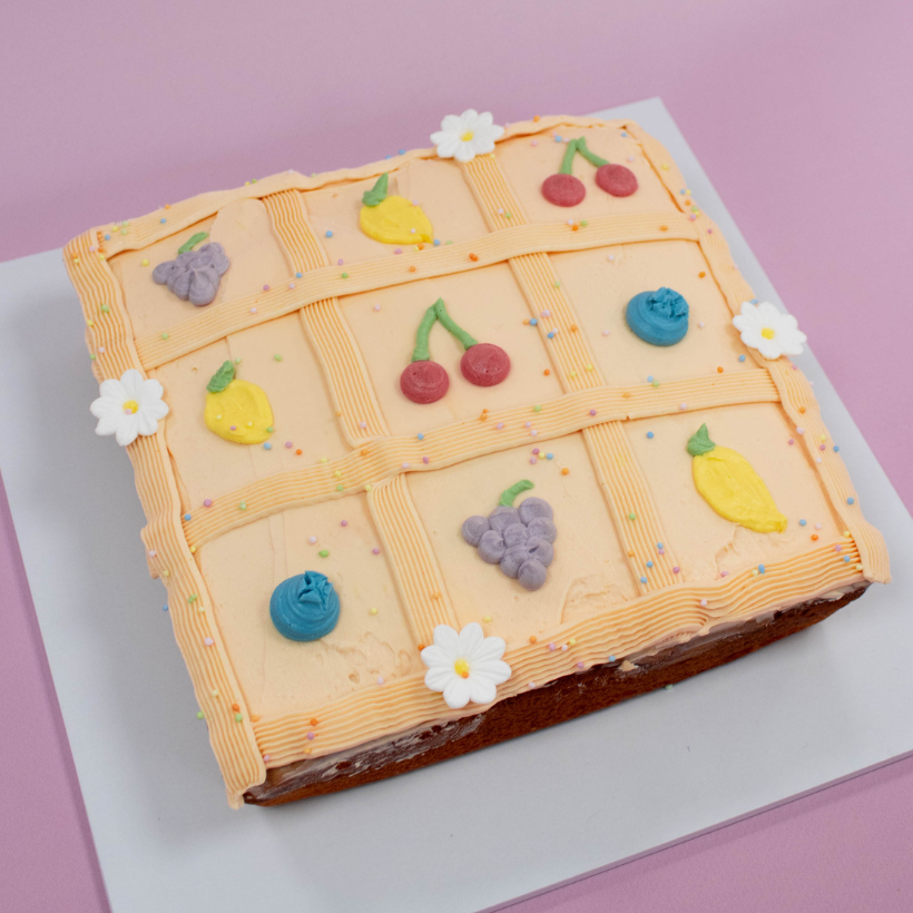 Bake with Us! How to Make a Summer Themed Traybake