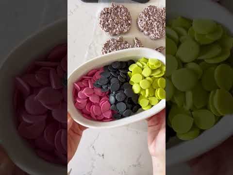FunCakes Oval Eyes Sugar Decorations Set Of 32