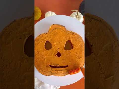 Wilton Jack-O-Lantern Cake Tin