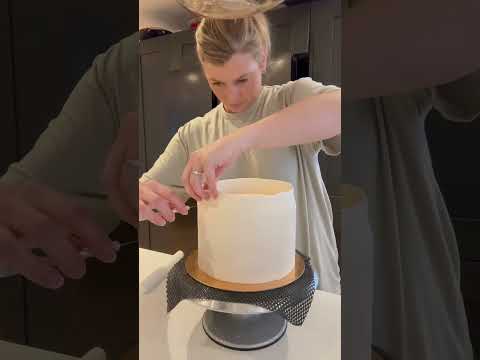 Couture Ivory Couture Sugarpaste