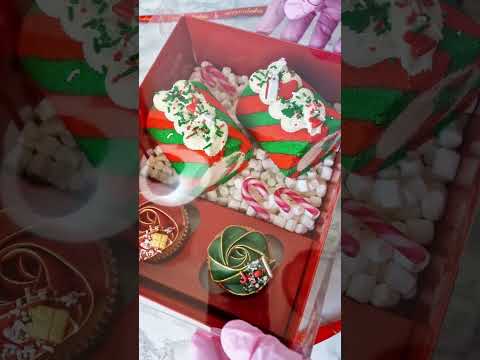 Simply Making Santa Hamper & Cupcake Box - Pack Of 2