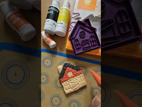 Wilton Haunted House Stamp Decorating Kit