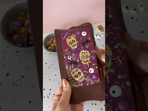 FunCakes Day Of The Dead Chocolate Toppers x 12