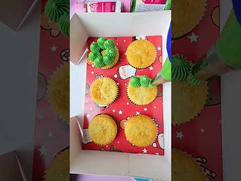 Wilton Christmas - Royal Icing Topper Set Of 12