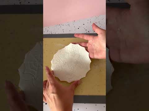 PME Spider And Web Pop It Mould Set Of 2