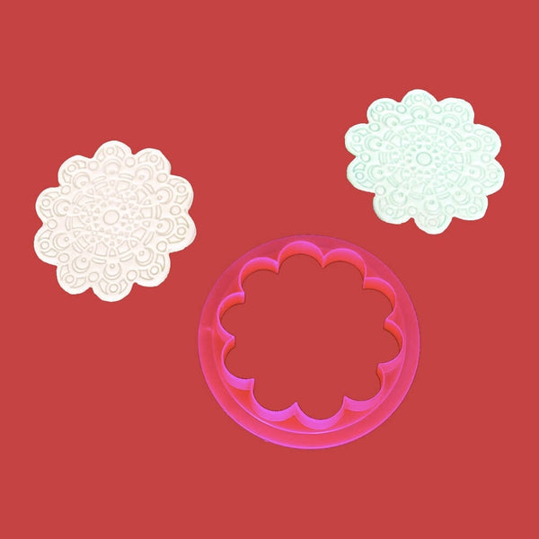 FMM Scalloped Plaque Cutter