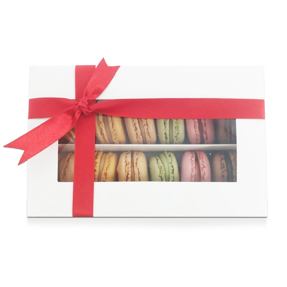 Simply Making Holds 12 Luxury Satin White Macaron Box With Sleeve