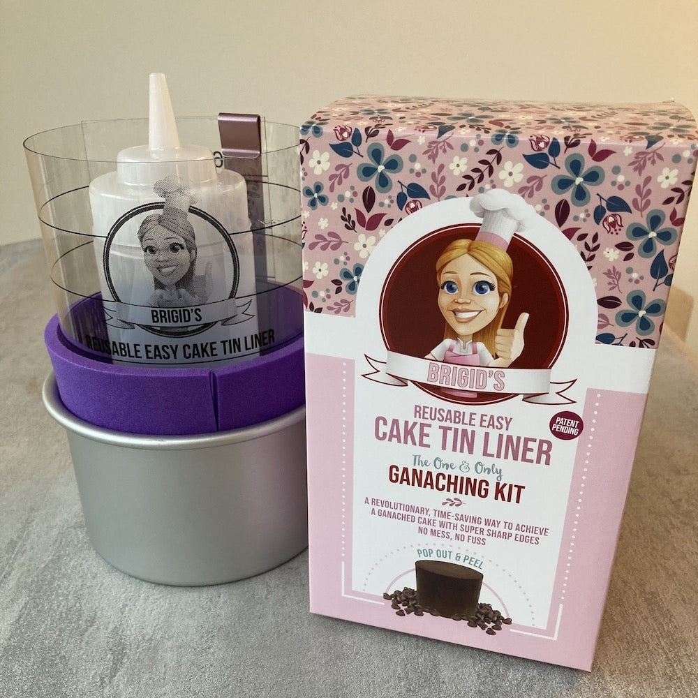 Brigid's Cake Room Round Ganaching Cake Tin Liner Kit