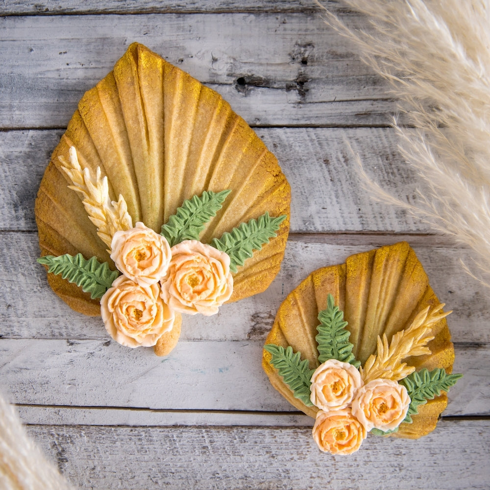 Karen Davies Palm Spear Mould
