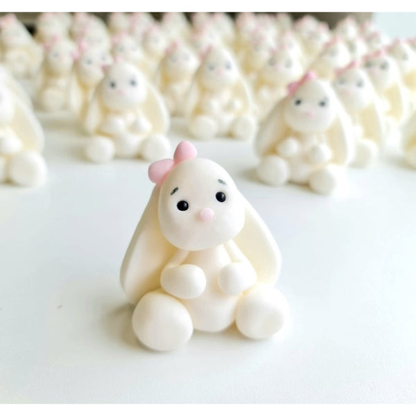 JN Cakes Bunny - Edible Cake Topper