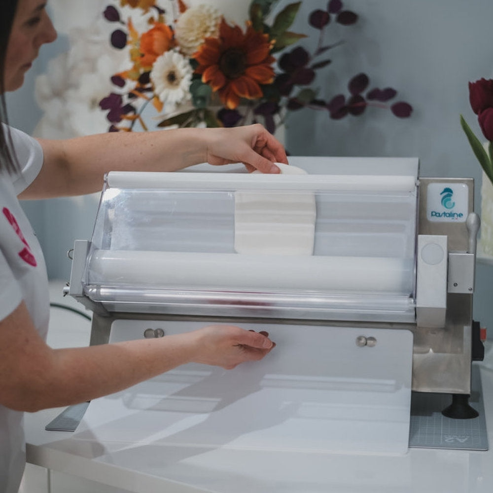 Pastaline MAXI SFOGLY Professional Electric Sugarpaste Sheeter