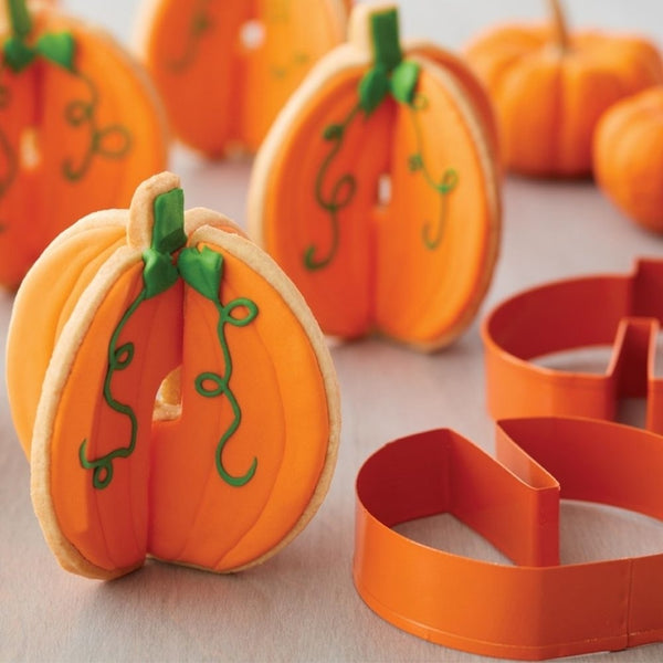 Wilton 3D Pumpkin - Cookie Cutter Set of 2