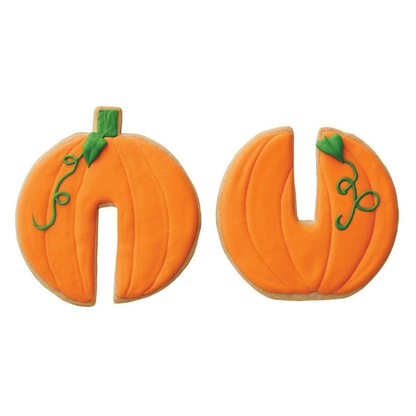 Wilton 3D Pumpkin - Cookie Cutter Set of 2