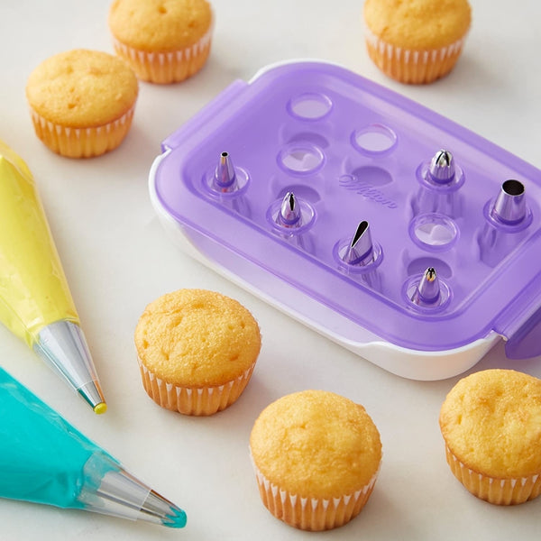 Wilton Starter Decorating Tip Set Of 9
