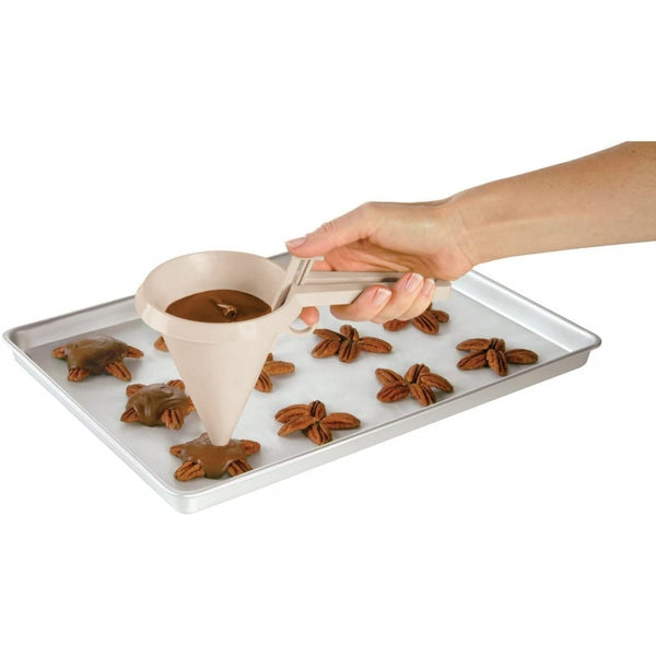 Wilton Easy-Pour Funnel