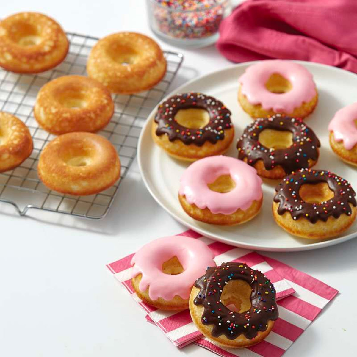 Wilton 6-Cavity Doughnut Pan