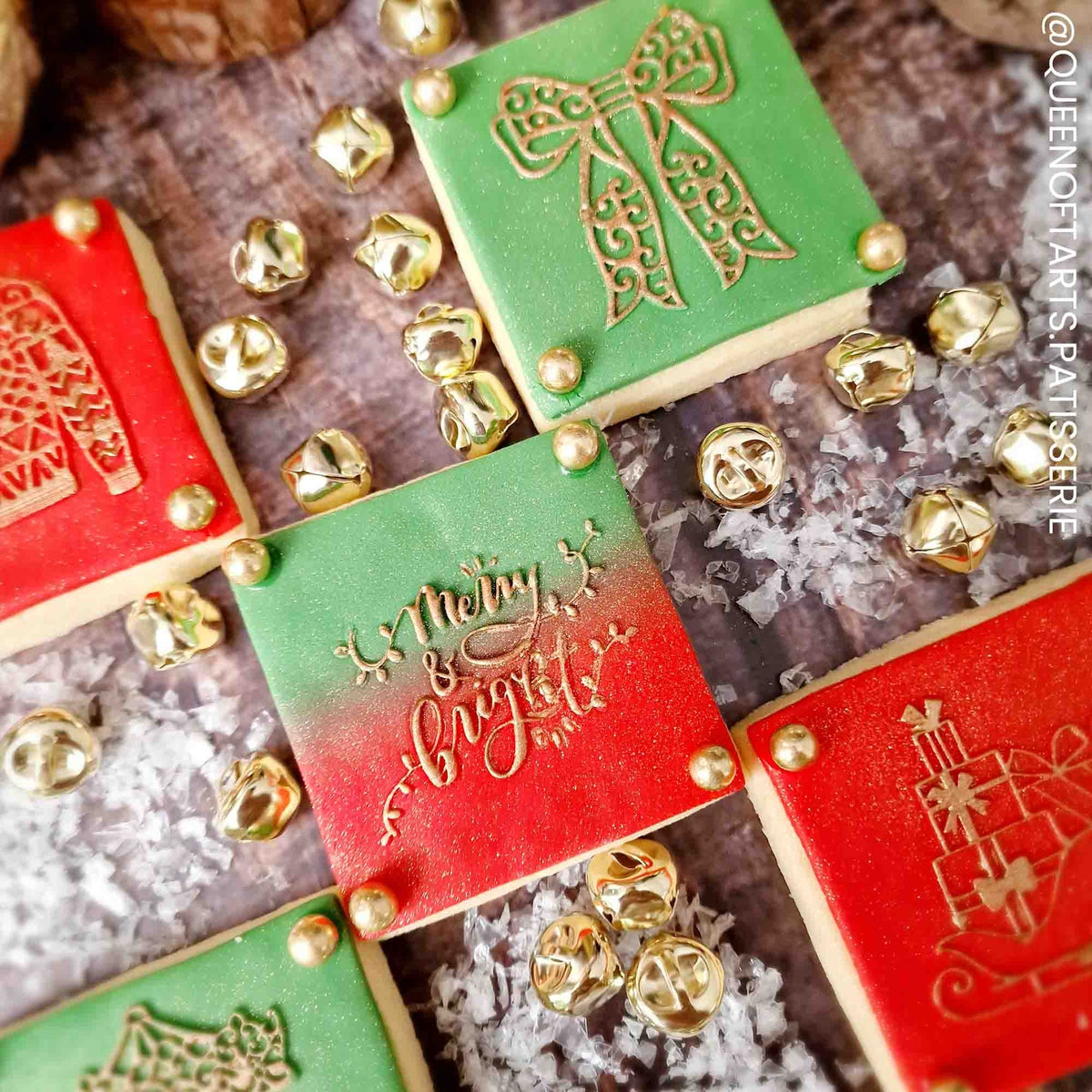 Sweet Stamp Christmas Bow - OUTboss Expressions