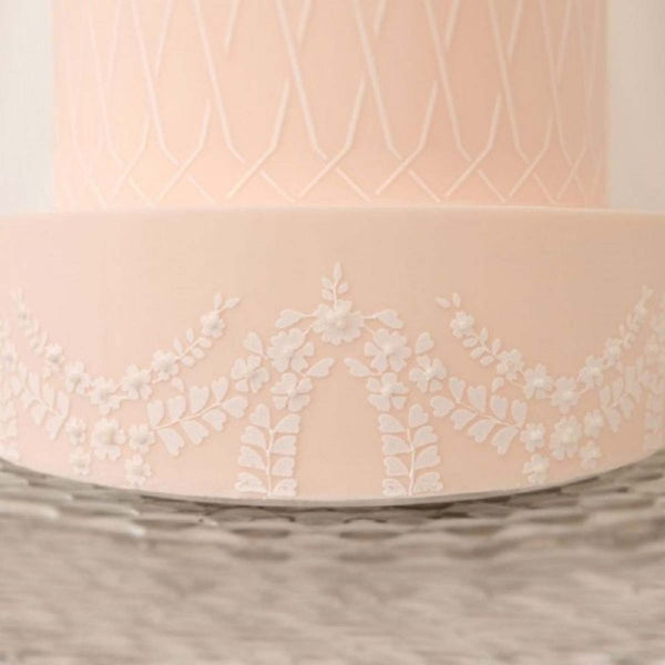 Evil Cake Genius Garden Lace Garland Cake Stencil
