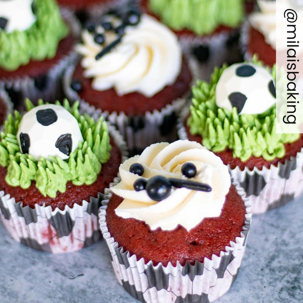 FunCakes Football Baking Cases x 48