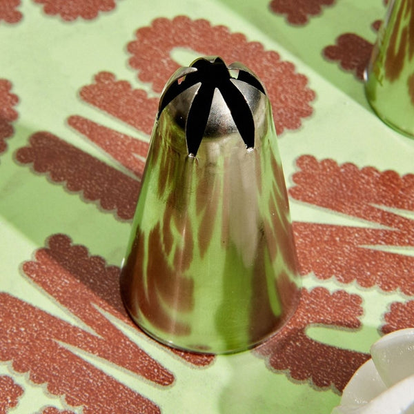 Colour Mill 2D Drop Flower Piping Tip