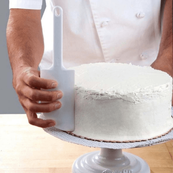 Ateco Pastry / bowl scraper / icing spreader spatula with handle