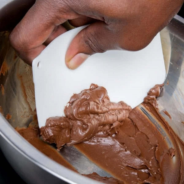 Ateco Icing smoother / spreader / bowl scraper