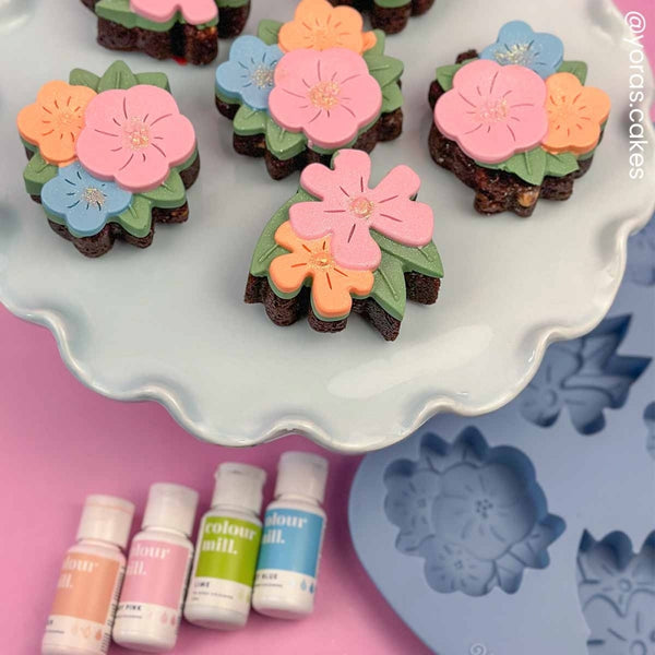 Wilton Floral Silicone Baking Mould