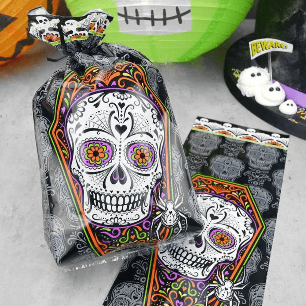 Unknown/Discontinued Decorated Skull Cellophane Treat Bags And Ties, Pack of 20
