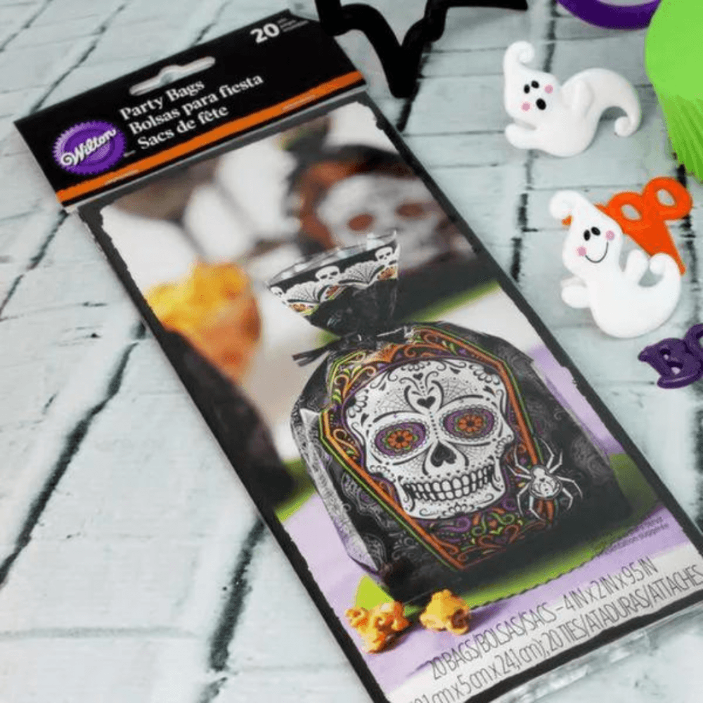 Unknown/Discontinued Decorated Skull Cellophane Treat Bags And Ties, Pack of 20