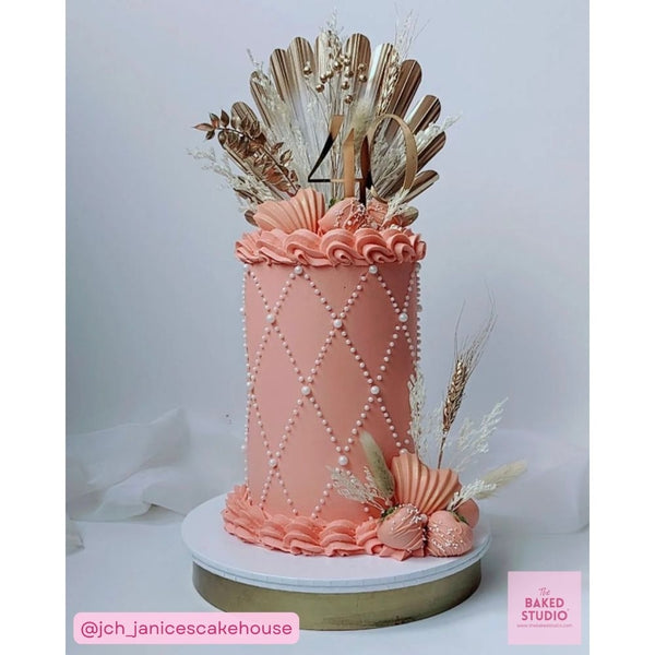 The Baked Studio Gold & White Shell Palm Bouquet