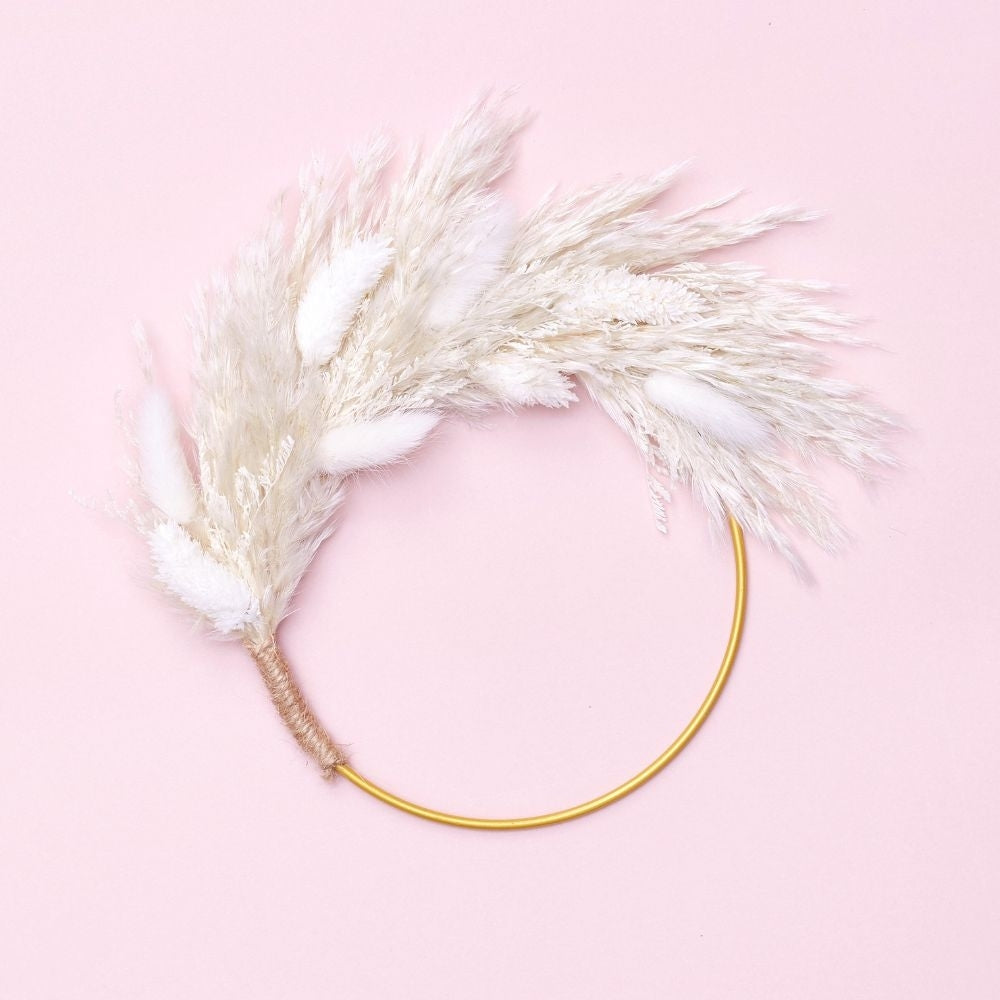 The Baked Studio White Dried Flower Ring 14cm (Without Stem)