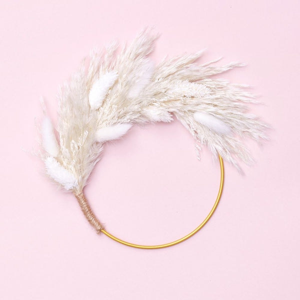 The Baked Studio White Dried Flower Ring 14cm (Without Stem)