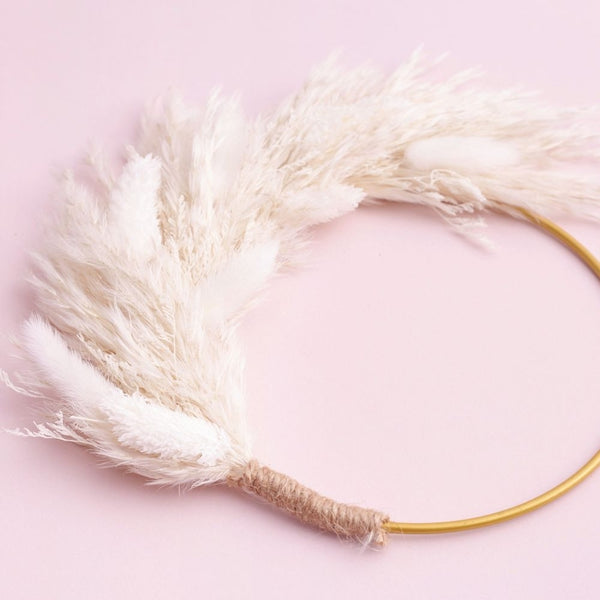 The Baked Studio White Dried Flower Ring 14cm (Without Stem)