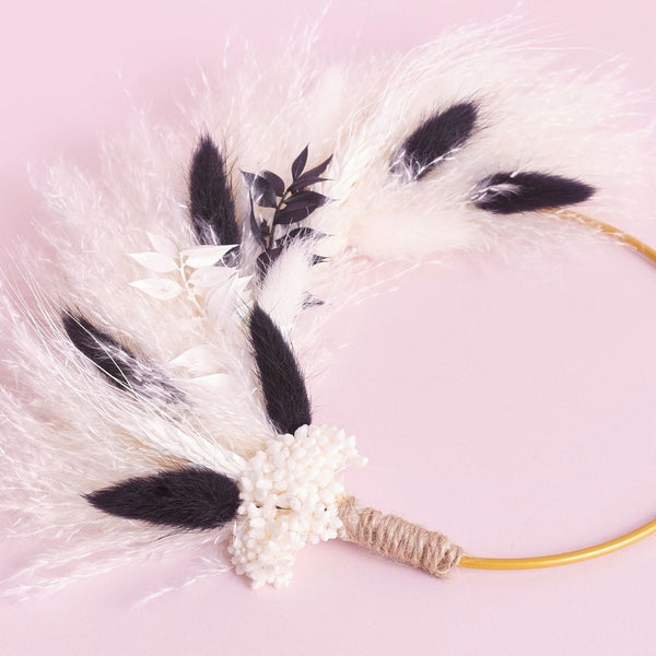 The Baked Studio Black & White Dried Flower Ring 14cm (Without Stem)