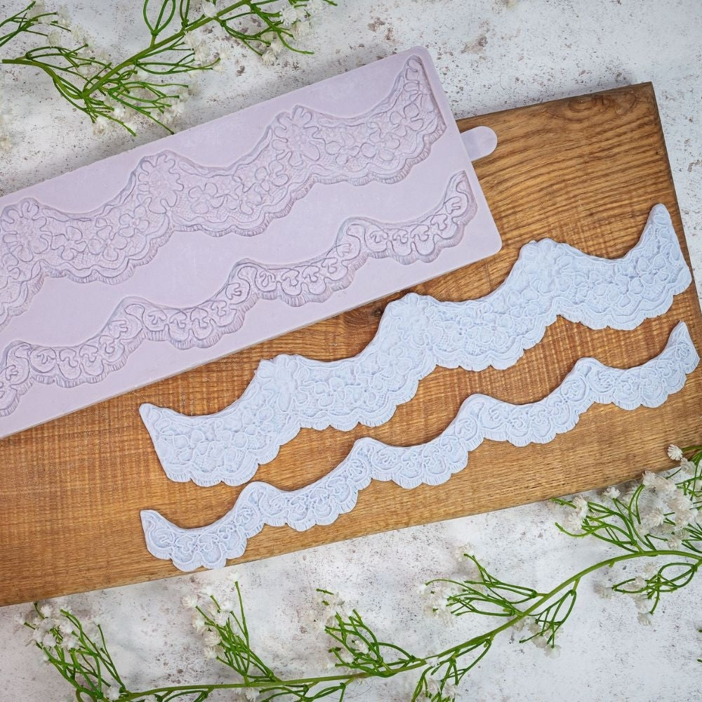 Karen Davies Alice Vintage Lace Border Silicone Mould