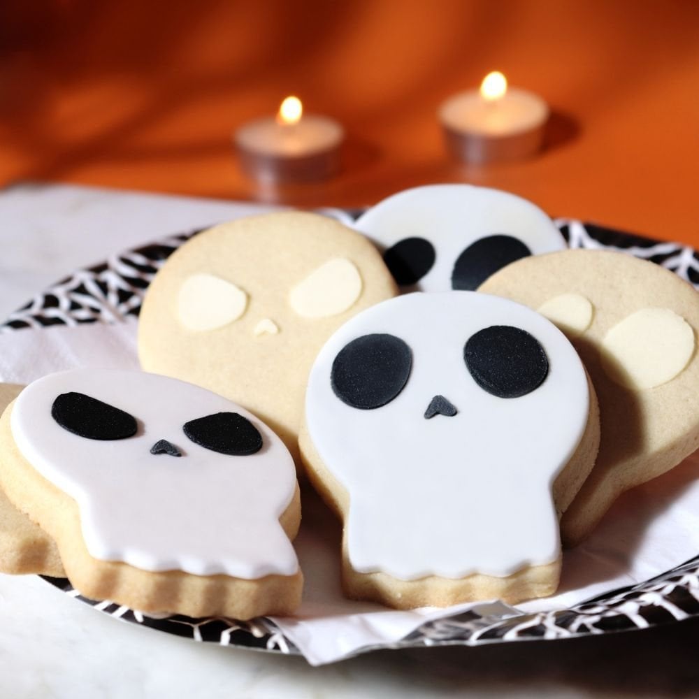 PME Skull Halloween Cookie Cutter & Stencils