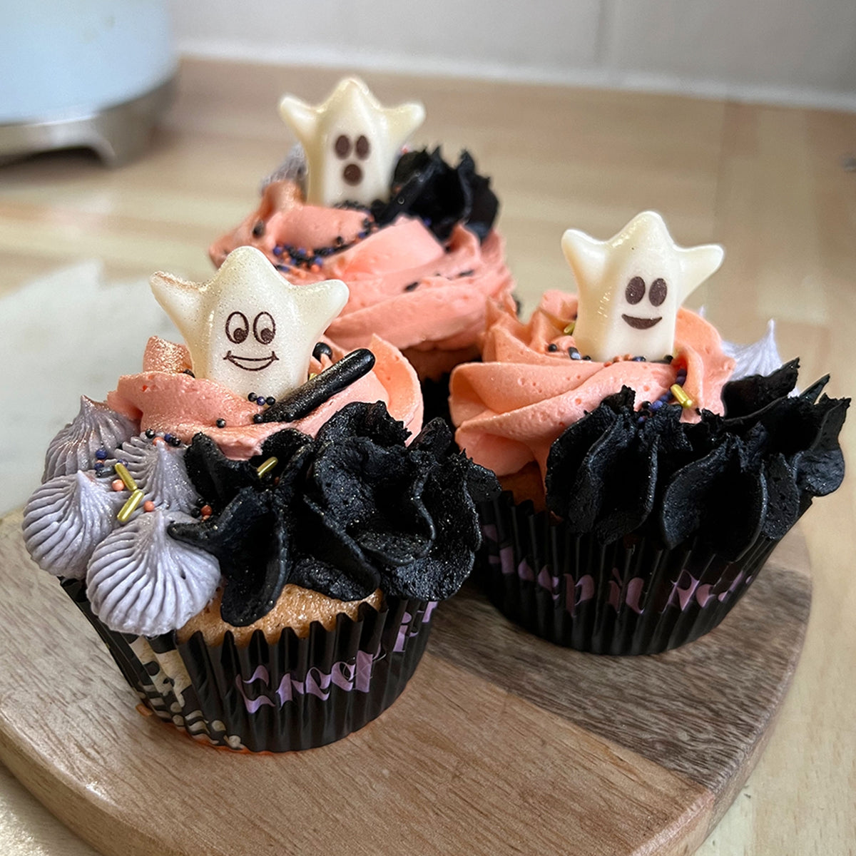 FunCakes 3D Chocolate Ghost Toppers x 6