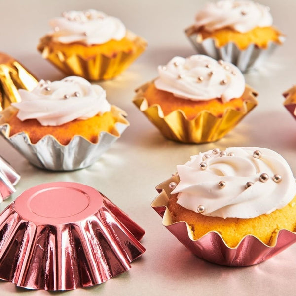 FunCakes Metallic Silver Bloom Baking Cases x 48