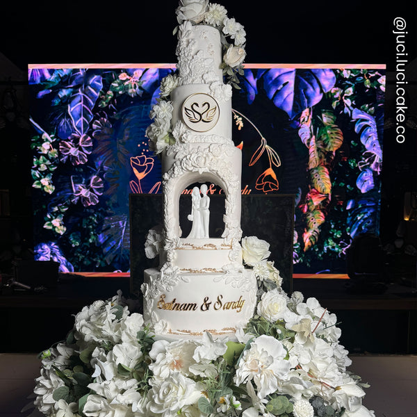 Couture White Couture Sugarpaste