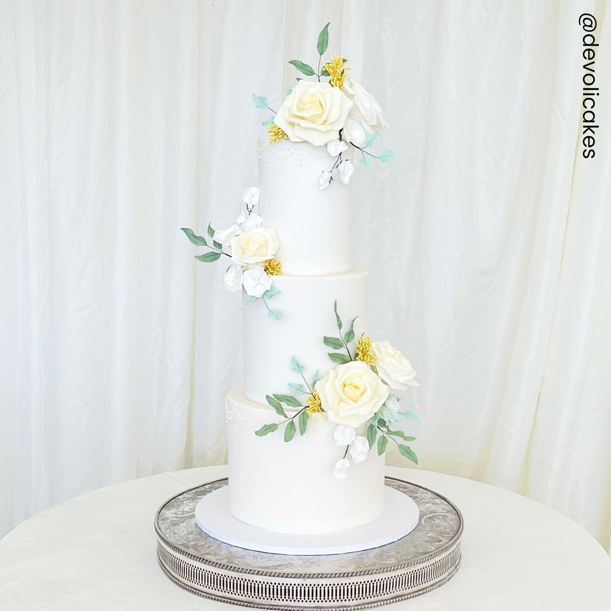 Couture White Couture Sugarpaste