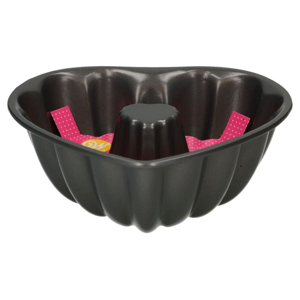 Wilton Heart Fluted Tube Pan 20cm