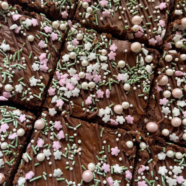 Purple Cupcakes Falling Blossoms Shimmer Sprinkle Mix (V) 90g