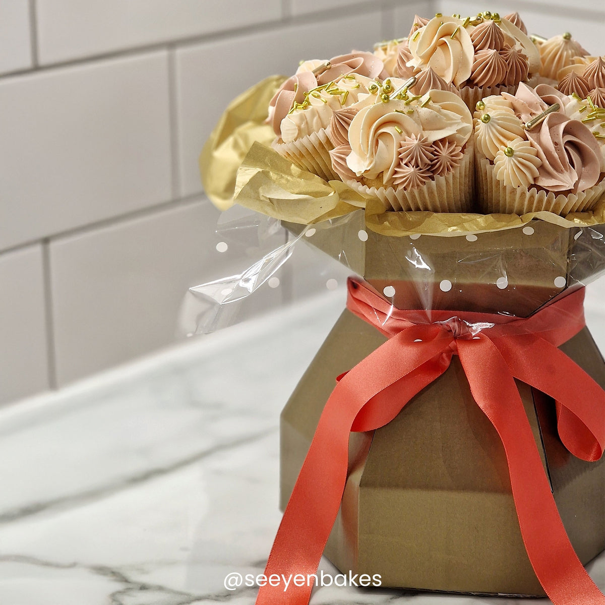 Simply Making Cupcake Bouquet Box Kit - Gold
