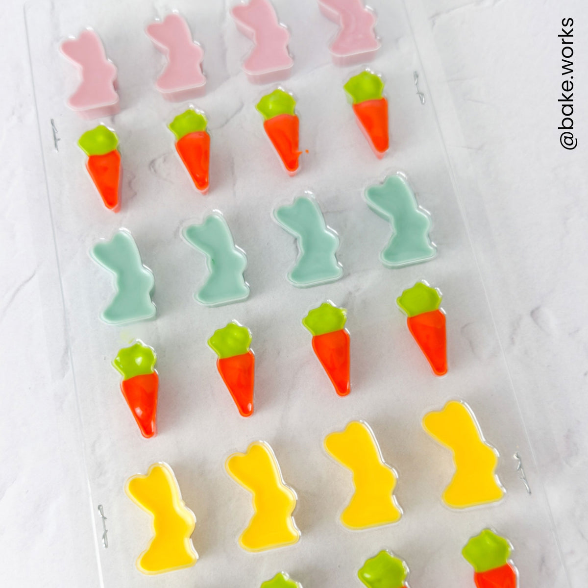 Wilton Rabbit And Carrot 24 Cavity Chocolate Mould