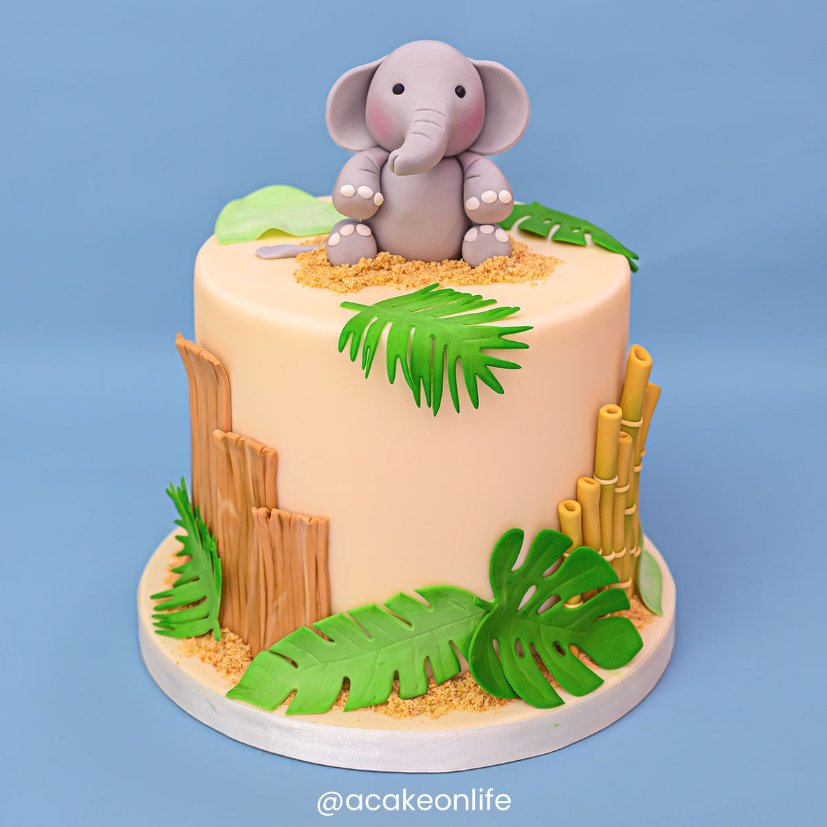 THE SUGAR PASTE White Sugarpaste