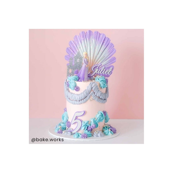 The Baked Studio Mermaid Shell Palm Bouquet