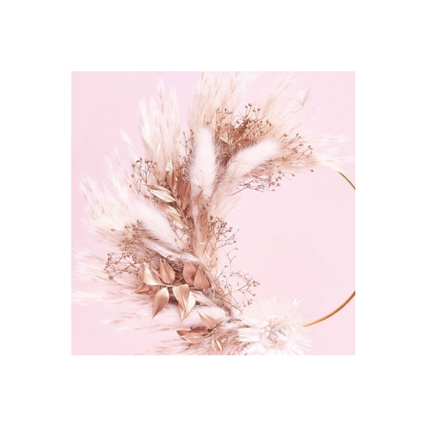 The Baked Studio Gold Dried Flower Ring 10cm (With Stem)